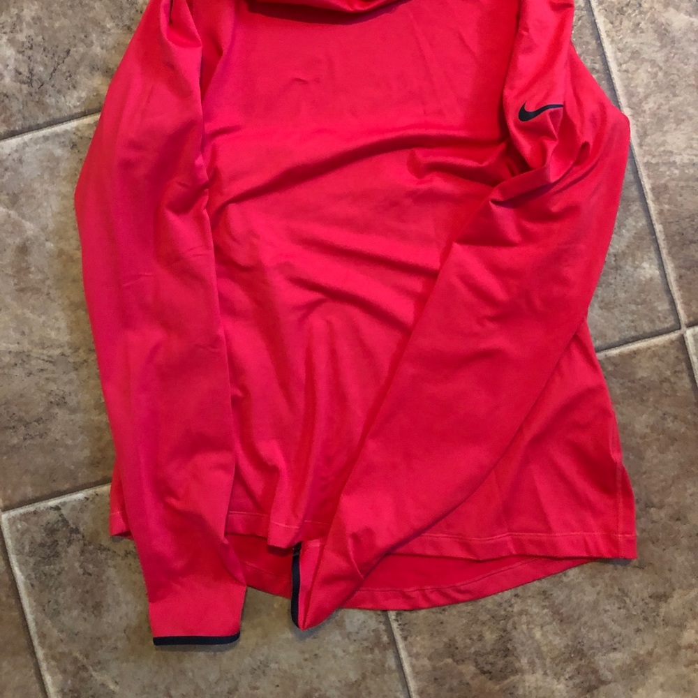Nike Large - Picture 2 of 2